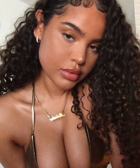 Malaika Terry エロティック女優 ギャラリー