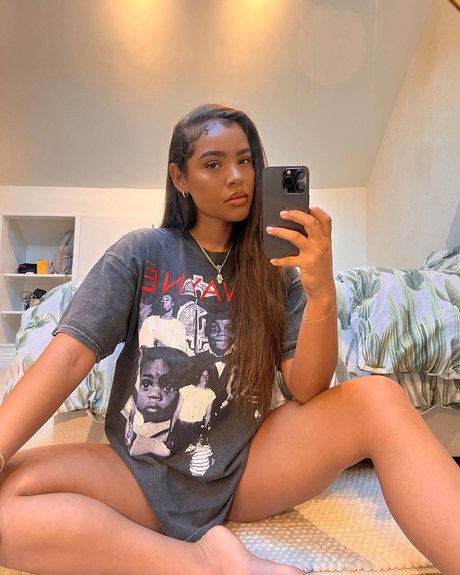 Malaika Terry ホット女優 画像