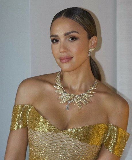 Jessica Alba ヌードのポルノスター 画像