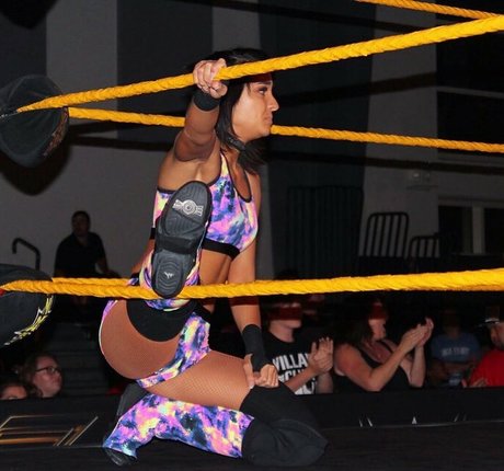 Dakota Kai ポルノスター パーフェクト 画像