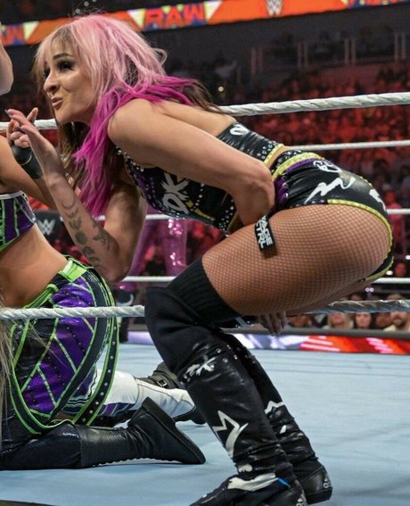 Dakota Kai ポルノモデル 写真