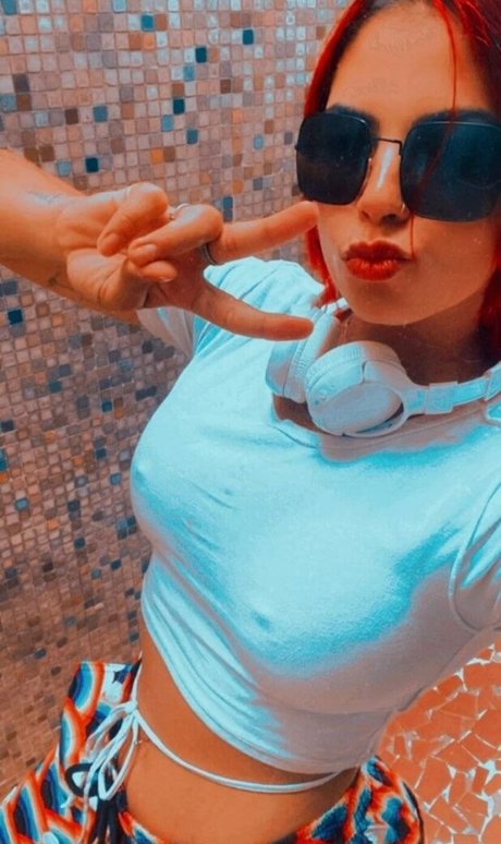 Amanda Miury ヌードスター 写真