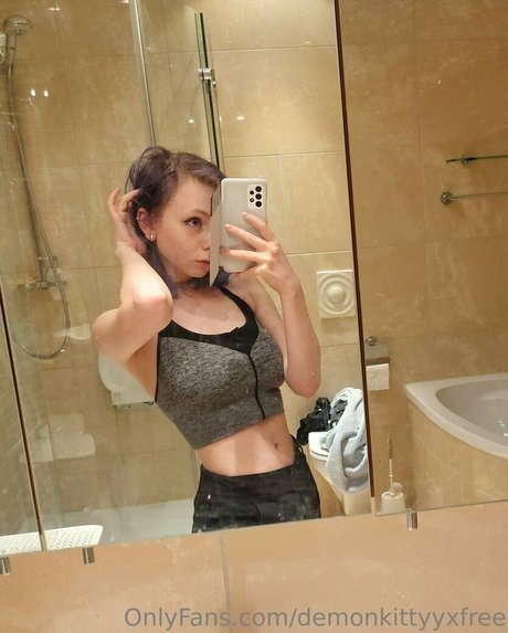 demonkittyyxfree 素敵なモデル 画像