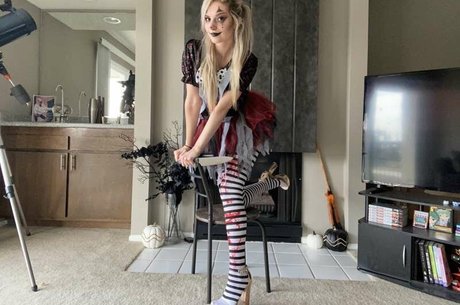 女性ボディビルダー オンリーファンズ ホット裸 画像