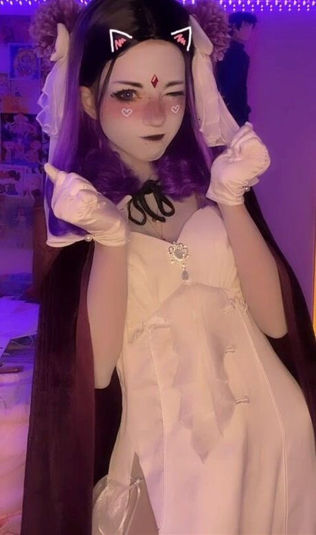 Stardustcos 完璧なモデル 写真