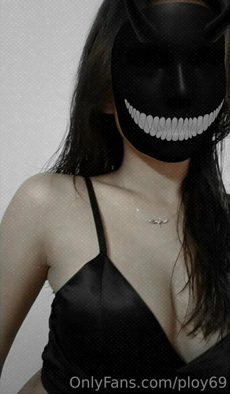 ploy69 アートスター 写真