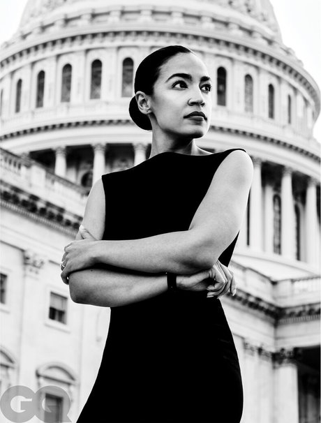 Alexandria Ocasio Cortez ポルノスター ヌード 写真