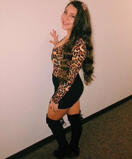 Julia Olivia モデル アーカイブ