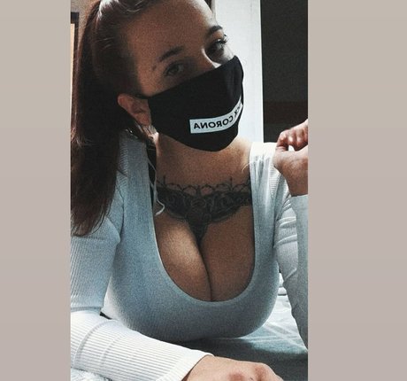 suzizvonar ホットモデル 写真