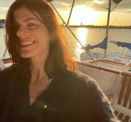 Alexandra Daddario 限定スター 画像
