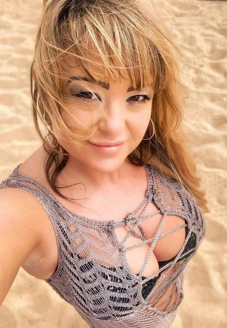 Danielle Nicholls 美しい女優 写真