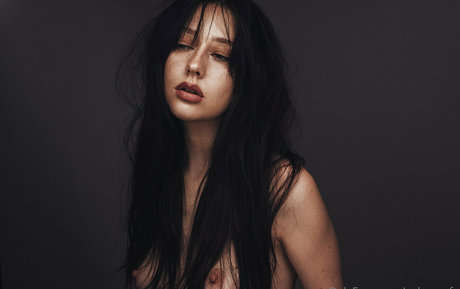 yolesreufs アート女優 画像