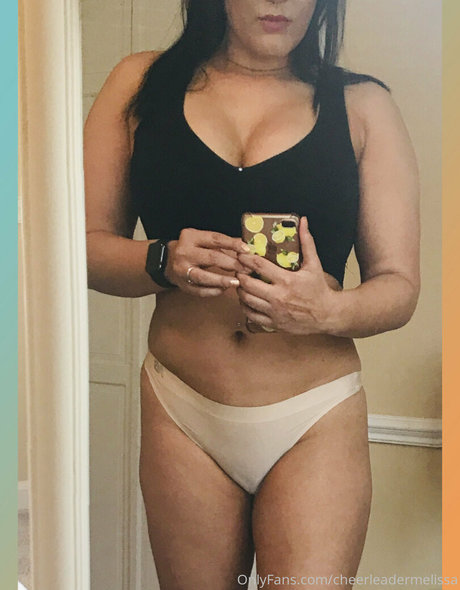 cheerleadermelissa ヌードスター 写真