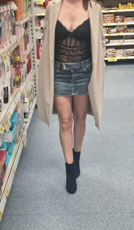 scarlett johnson24 アートスター 写真