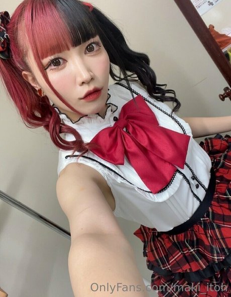 Maki Itoh エロティックなポルノスター 画像