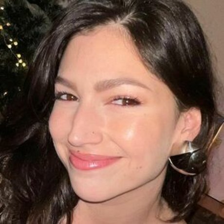 Ursula Corbero ポルノスター 写真