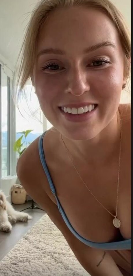 Jay Schilter 裸の女優 アーカイブ