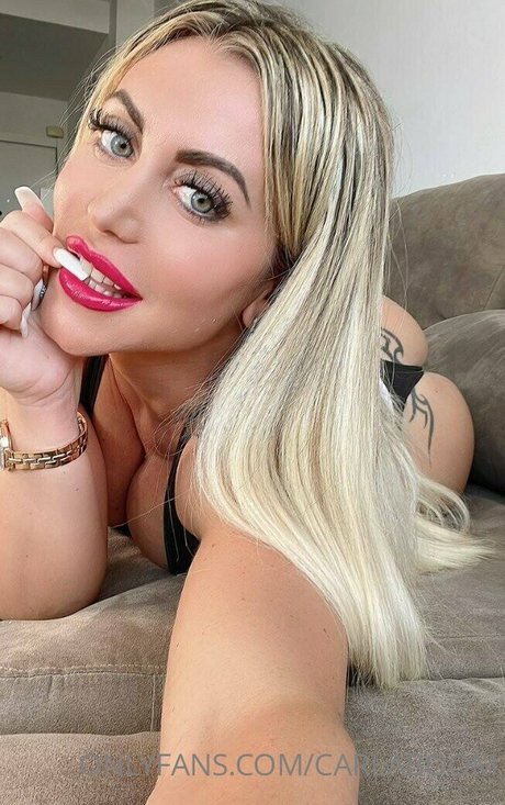 carlaboom エロティックなポルノスター 写真