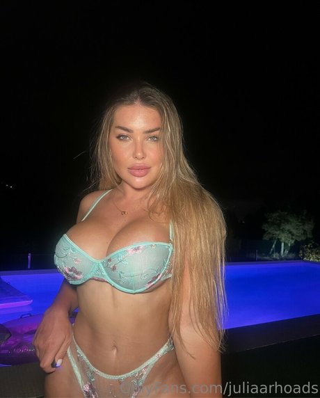 juliaarhoads アダルトスター アーカイブ