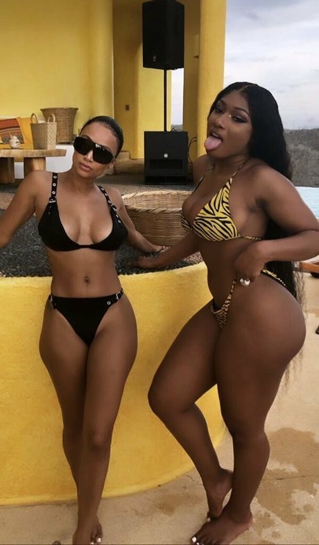 Megan Thee Stallion 裸の女優 写真