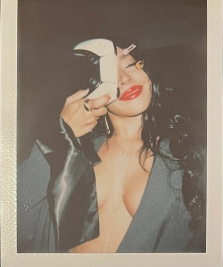 Tinashe スター 画像