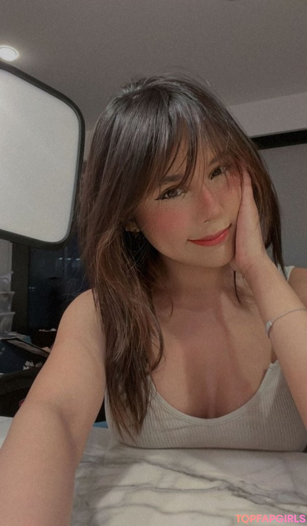 Neekolul アート女優 画像