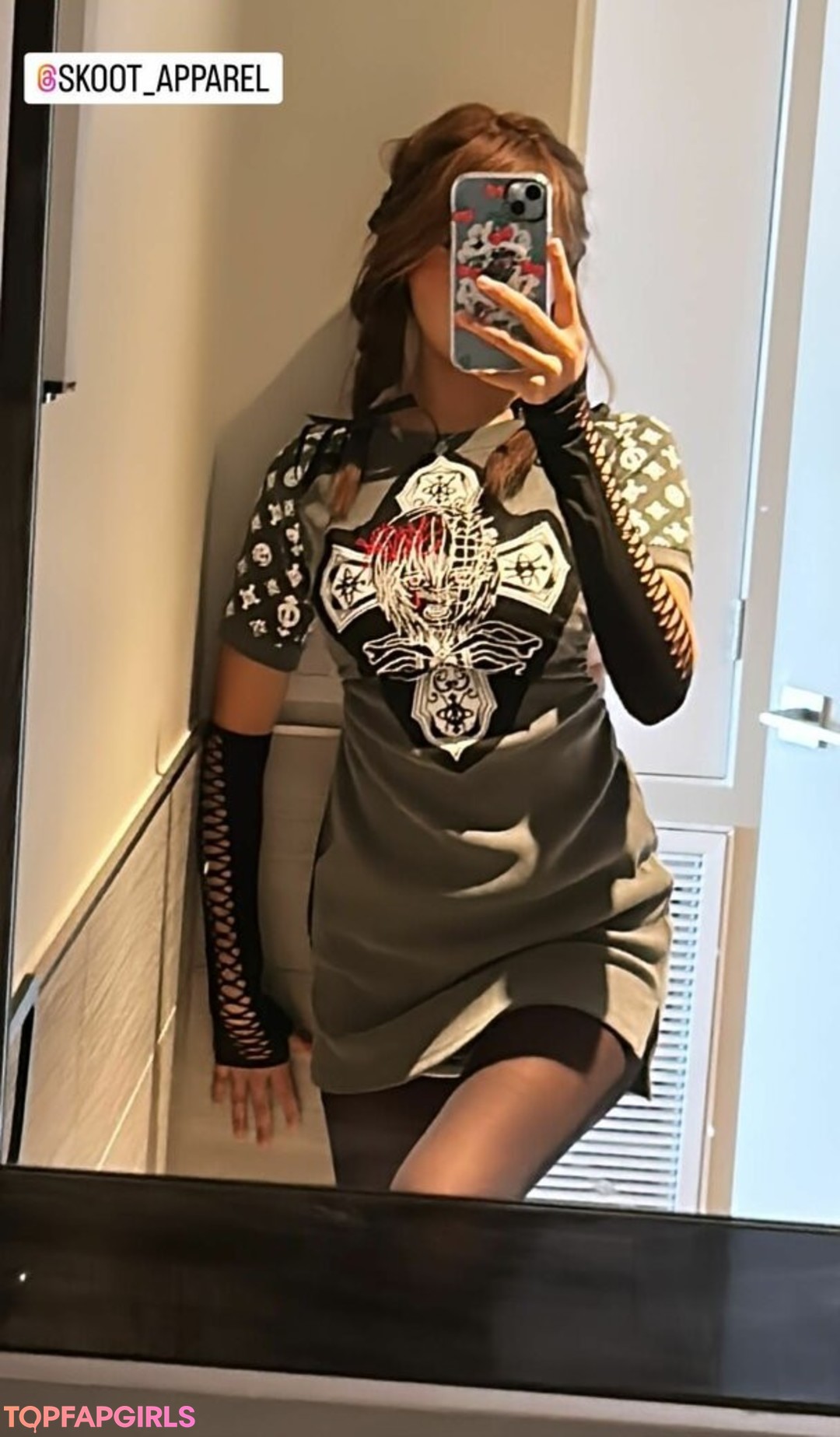 小さなお尻のOnlyFans 美しい裸 ギャラリー