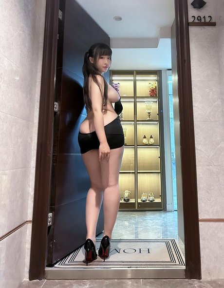 cosertangyuan ポルノスター 美しい 写真