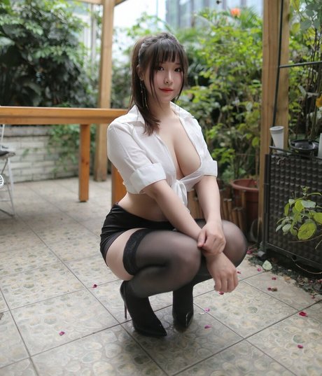 cosertangyuan アダルトスター 写真