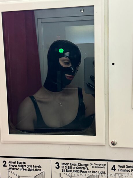 DaisyLove97 ポルノモデル 写真
