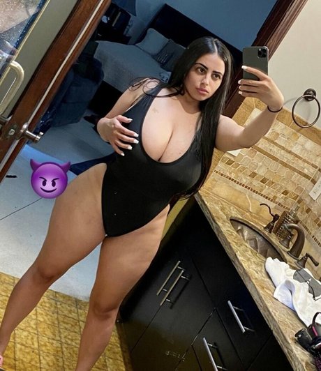 Alexa Attias ポルノスター 美しい 写真
