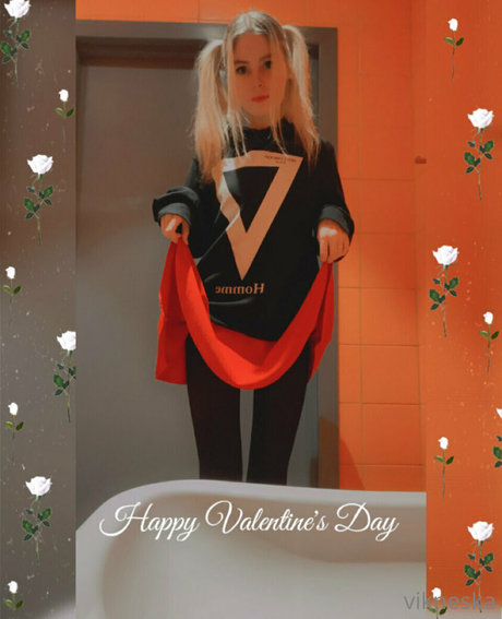 vikneskafree ポルノスター ヌード 写真