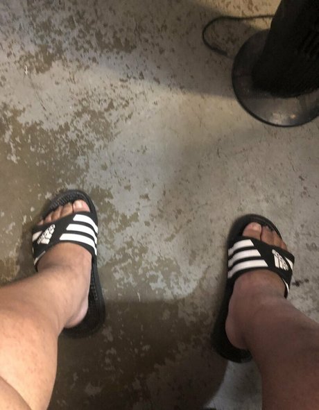 ぽっちゃり痴女OnlyFans セクシー裸 画像