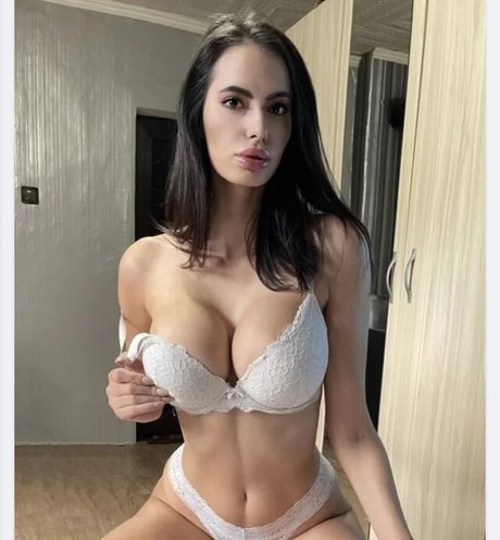 Bilyana Pasheva 高品質モデル 写真