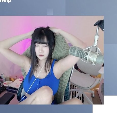 AriaSaki ヌードモデル 写真