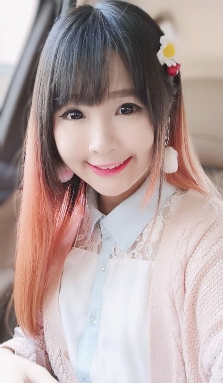 女王様オンリーファンズ 裸 写真