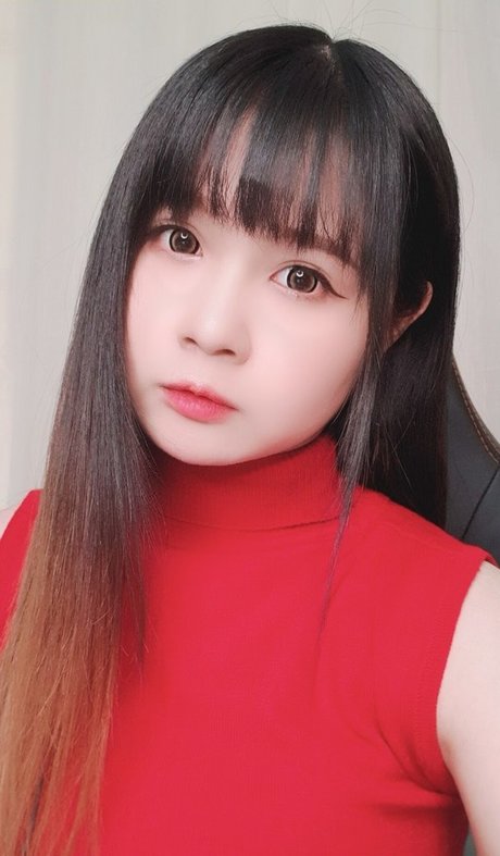 Clarissa Punipun ポルノスター セックス 写真