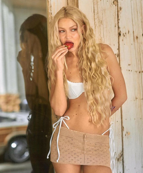 Gigi Hadid ヌードモデル 画像