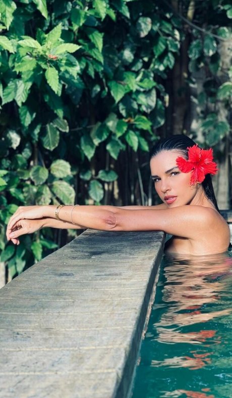 Mariana Rios profile image