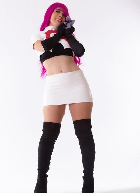 Carolina Angulo アート女優 写真