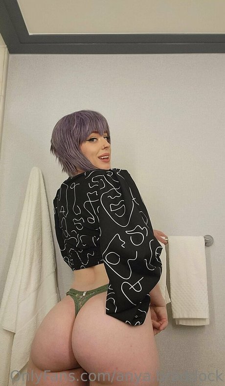 anya braddock セクシーなスター ギャラリー
