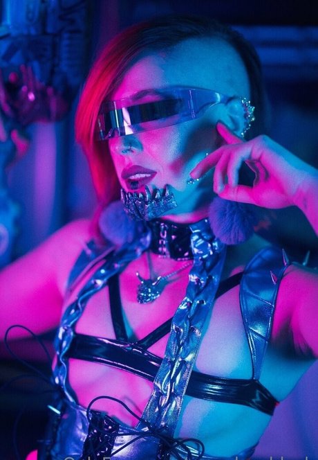 anya braddock 無料のポルノスター 写真