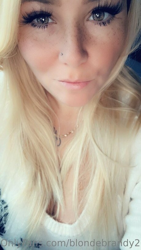 blondebrandy269 スター 裸 画像