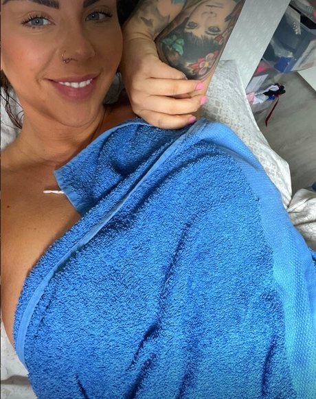 Natalee Harris ポルノ女優 画像