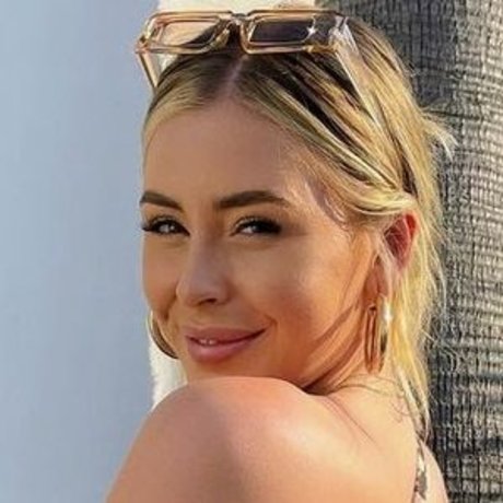 プライベートオンリーファンズ ポルノグラフィック 写真