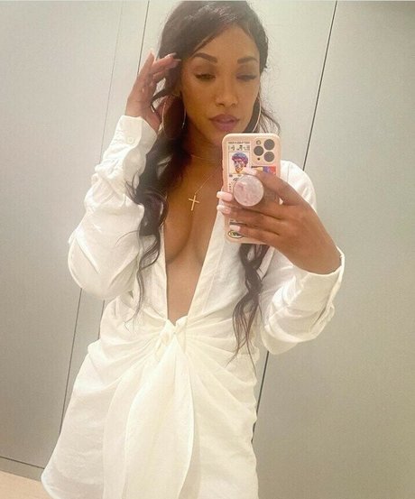 Candice Patton 高品質女優 アーカイブ