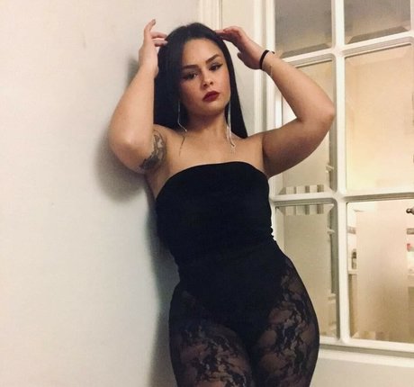 Raqueldr ポルノスター 素敵 写真