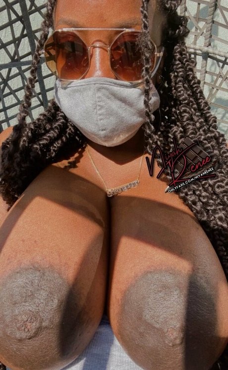 niyahrenee スターセックス 画像