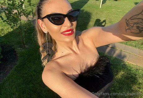 allysson69 美しいポルノスター 写真