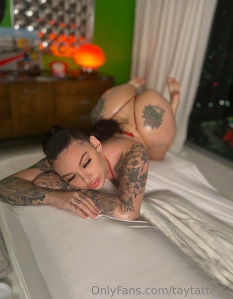 taytatted2 独占スター 写真